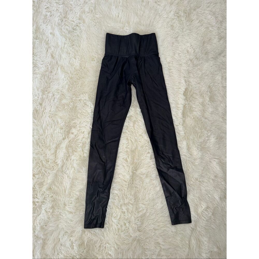 CARBON38 size XS black shiny leggings